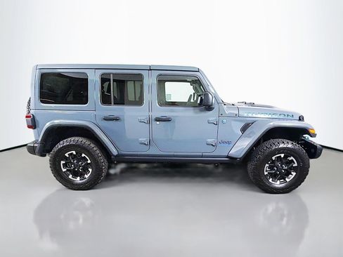 Used 2025 Jeep Wrangler Unlimited Rubicon 4xe AWD/4WD image 6