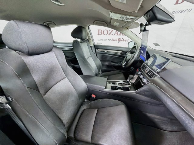 Used 2019 Honda Accord LX image 30