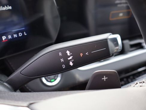 New 2026 Chevrolet Equinox LT image 16