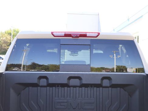 New 2026 GMC Sierra 1500 AT4 w/ AT4 Premium Package AWD/4WD image 38