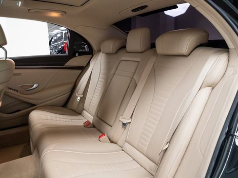 Used 2015 Mercedes-Benz S 550 Sedan image 20