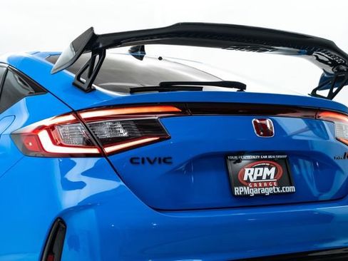 Used 2023 Honda Civic Type R image 9