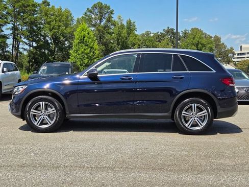 Used 2022 Mercedes-Benz GLC 300 image 2