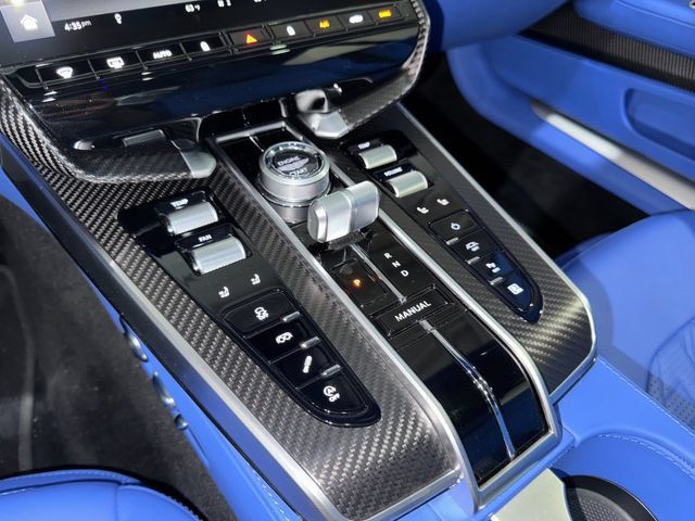 Used 2026 Aston Martin Vanquish RWD image 21