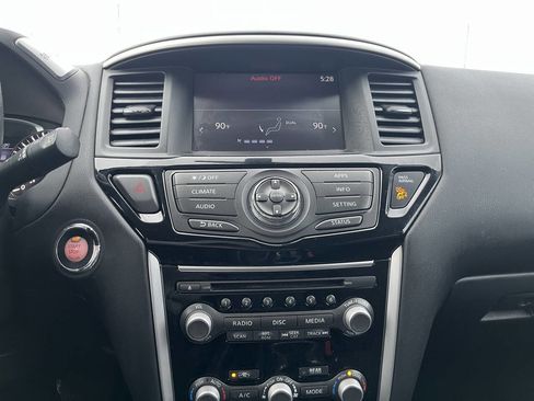 Used 2017 Nissan Pathfinder SV w/ Cargo Package image 26