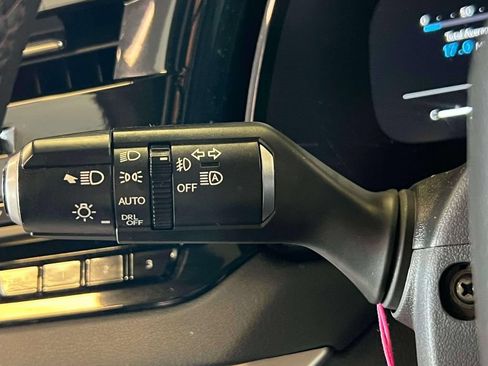 Used 2025 Lexus RX 500h F Sport w/ Convenience Package AWD/4WD image 22
