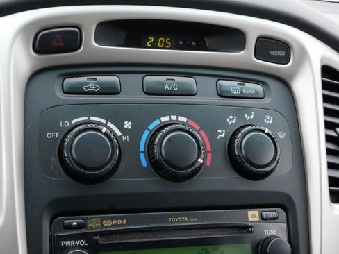 Used 2006 Toyota Highlander 2WD Hybrid image 23