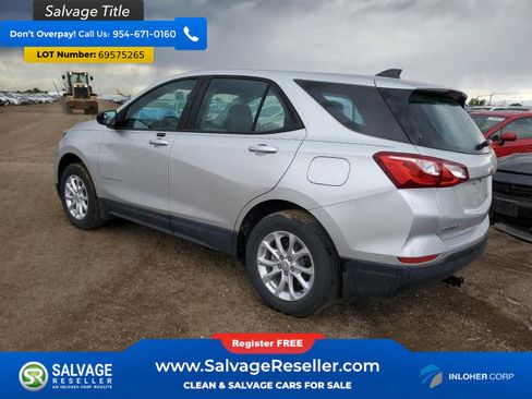 Used 2021 Chevrolet Equinox LS AWD/4WD image 3