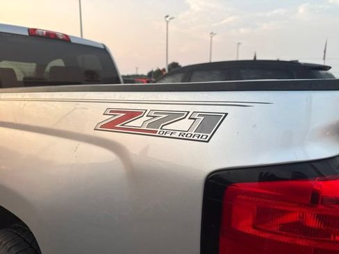 Used 2016 Chevrolet Silverado 1500 LT w/ All Star Edition AWD/4WD image 4