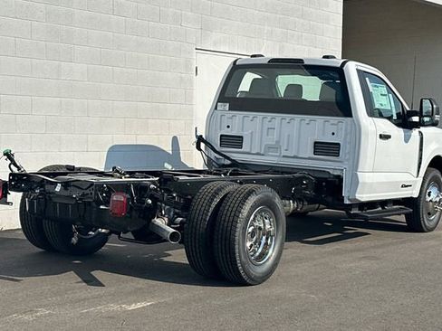 New 2026 Ford F350 XL w/ XL Chrome Package image 3