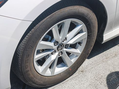 Used 2026 Toyota Camry LE FWD image 8