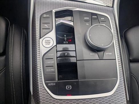 Used 2025 BMW 330i Sedan w/ Convenience Package image 4