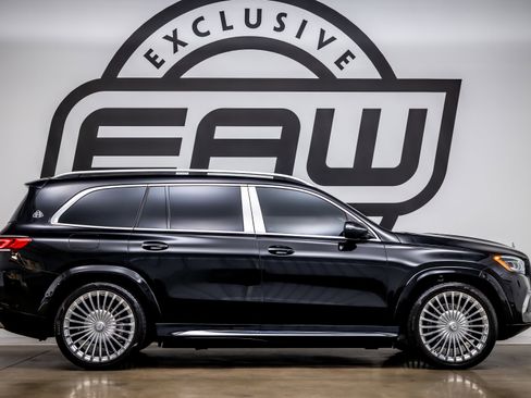 Used 2022 Mercedes-Benz Maybach GLS 600 4MATIC image 8