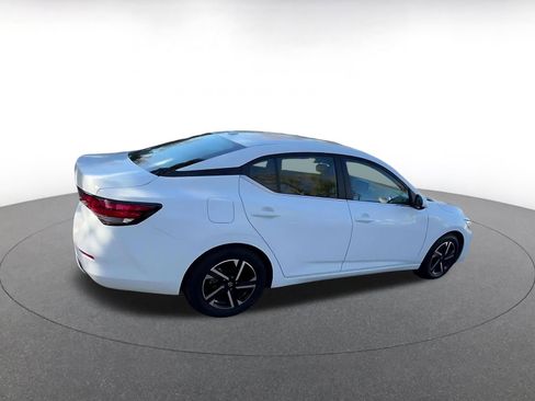 Used 2025 Nissan Sentra SV image 14