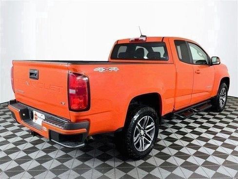 Used 2021 Chevrolet Colorado W/T w/ Custom Special Edition AWD/4WD image 9