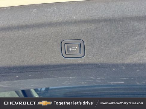 Certified 2023 Chevrolet Suburban Premier image 34