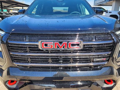 New 2026 GMC Terrain AT4 w/ Convenience Package III image 10