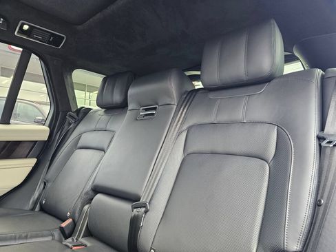 Used 2022 Land Rover Range Rover P525 Westminster Edition AWD/4WD image 21