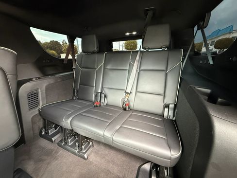 Used 2023 Cadillac Escalade ESV Sport w/ LPO, ONYX Package RWD image 17