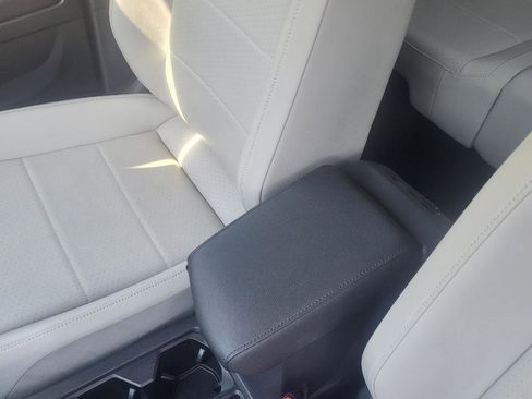 Used 2019 Volkswagen Tiguan SE w/ Panoramic Sunroof Package AWD/4WD image 19