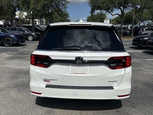 Certified 2024 Honda Odyssey Sport image 5