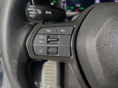 Used 2024 Honda Accord Sport image 17