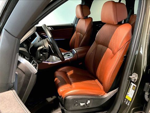 Used 2022 BMW X5 M50i w/ Executive Package AWD/4WD image 8