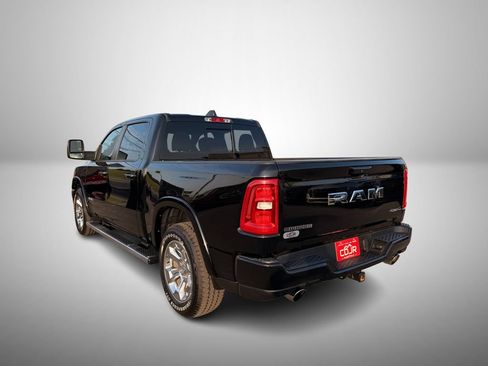 Used 2025 RAM 1500 Big Horn AWD/4WD image 3