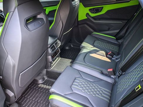 Used 2024 Lamborghini Urus S AWD/4WD image 21