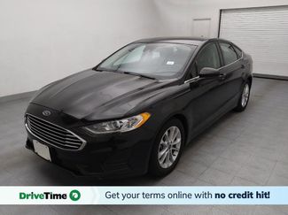 Used 2020 Ford Fusion SE image 1