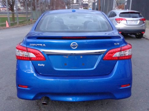 Used 2015 Nissan Sentra SR w/ Navigation Package image 31