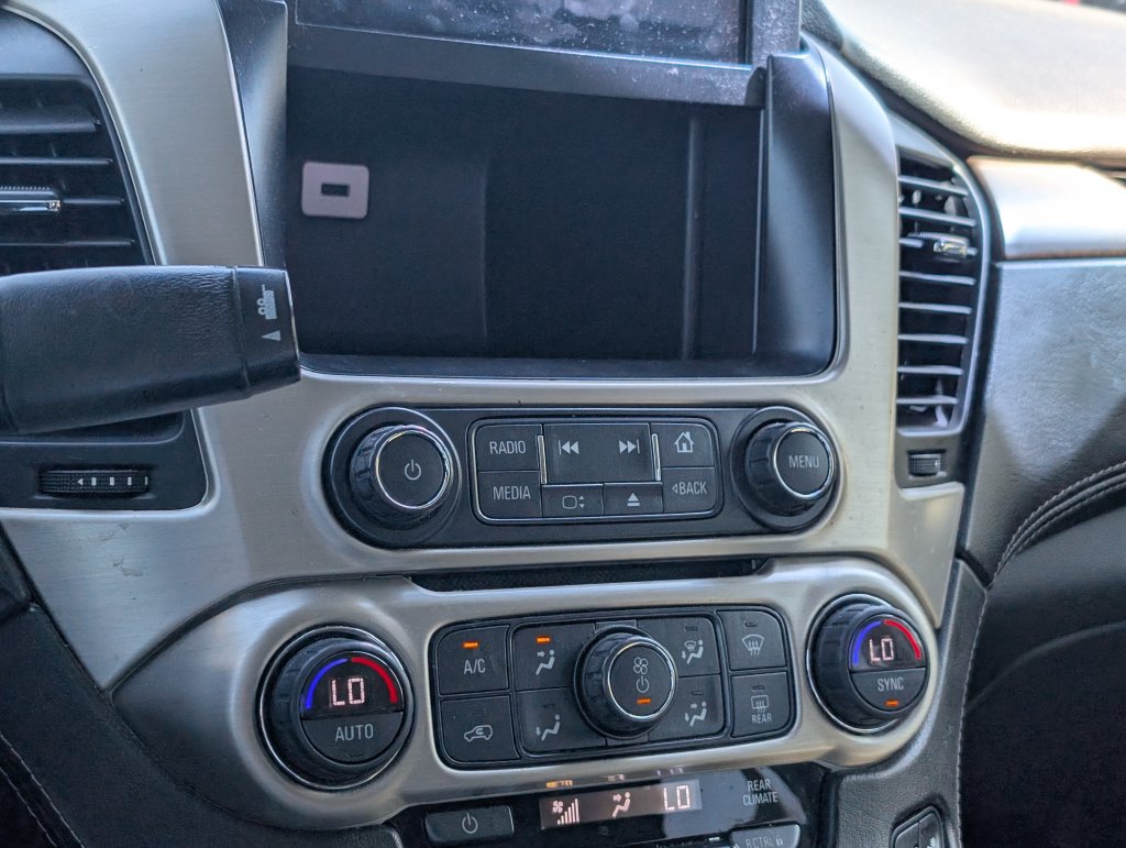 Used 2018 GMC Yukon Denali RWD image 24