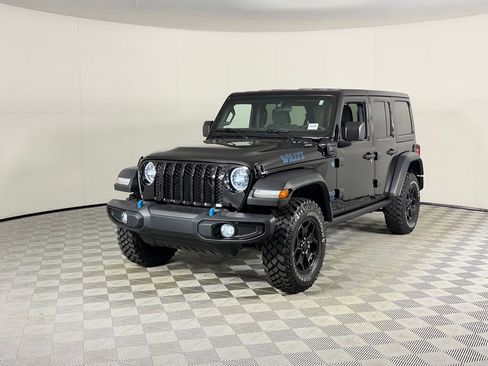 Certified 2023 Jeep Wrangler Unlimited AWD/4WD image 9