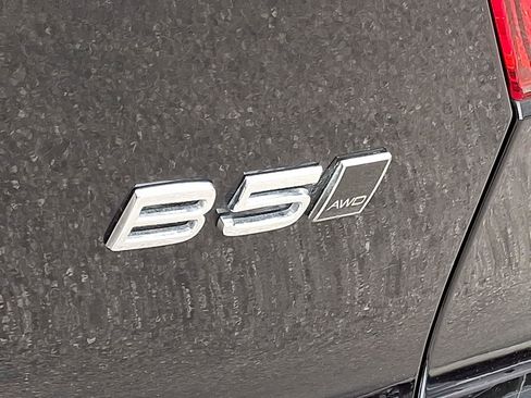 Used 2023 Volvo XC40 B5 Plus w/ Protection Package Premier AWD/4WD image 34