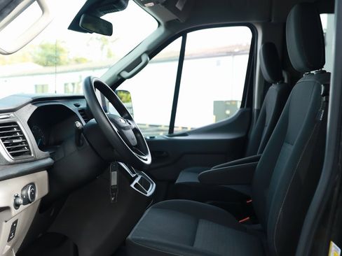 Used 2023 Ford Transit 350 XLT image 10