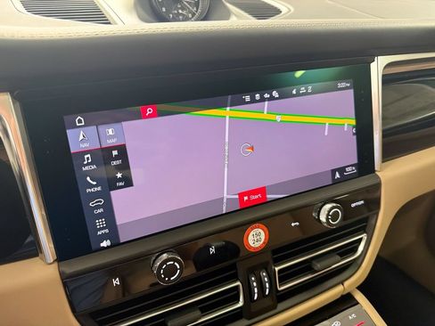 New 2026 Porsche Macan AWD/4WD image 14