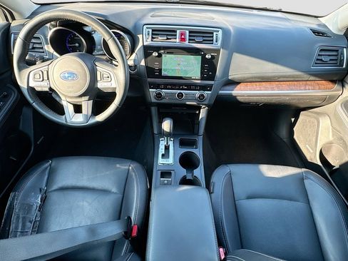 Used 2017 Subaru Outback 2.5i Limited image 28
