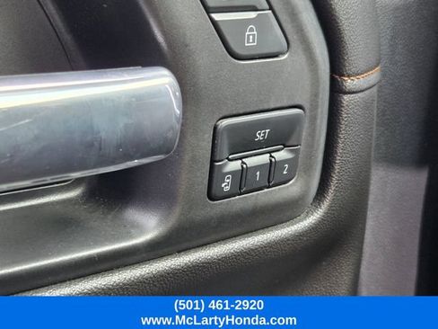 Used 2021 GMC Sierra 1500 AT4 w/ AT4 Value Package AWD/4WD image 35