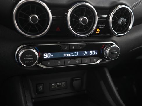Used 2025 Nissan Sentra SV w/ All-Weather Package FWD image 21