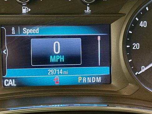 Used 2021 Buick Encore Preferred w/ Safety Package image 19