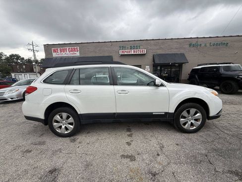 Used 2012 Subaru Outback 2.5i w/ Alloy Wheel Pkg AWD/4WD image 6