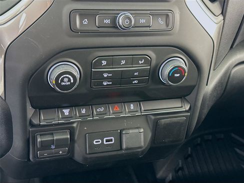 New 2026 Chevrolet Silverado 3500 W/T AWD/4WD image 9