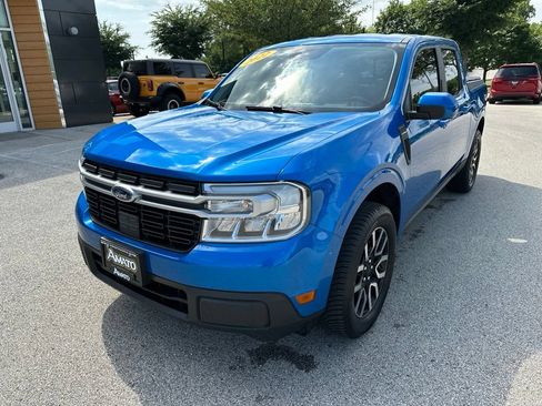 Used 2022 Ford Maverick Lariat w/ Lariat Luxury Package AWD/4WD image 2