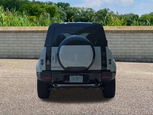 New 2026 Land Rover Defender 110 S AWD/4WD image 5
