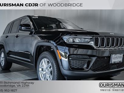 New 2025 Jeep Grand Cherokee Laredo w/ Luxury Tech Group I