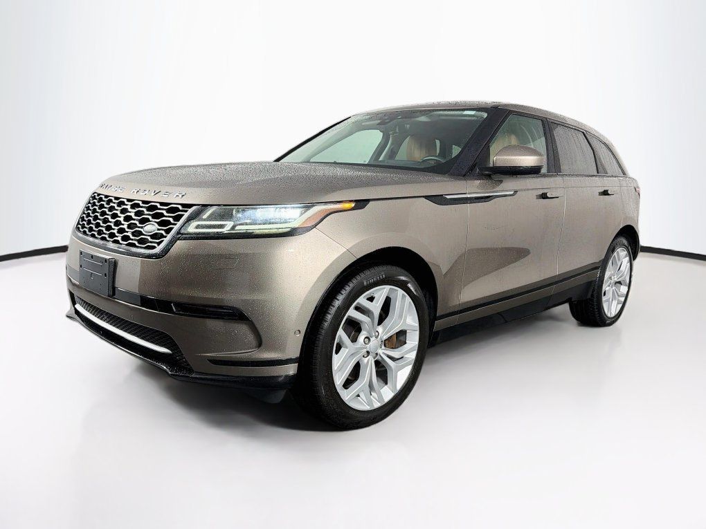 Used 2018 Land Rover Range Rover Velar R-Dynamic SE AWD/4WD image 3
