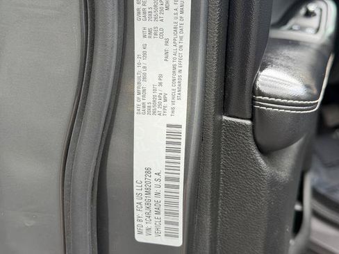 Used 2021 Jeep Grand Cherokee L Limited AWD/4WD image 24