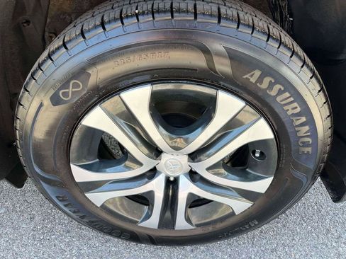 Used 2018 Toyota RAV4 LE w/ All Weather Liner Package AWD/4WD image 36