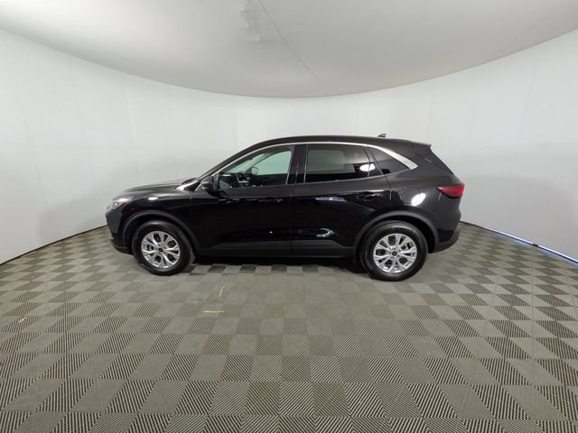 Used 2023 Ford Escape Active AWD/4WD image 17