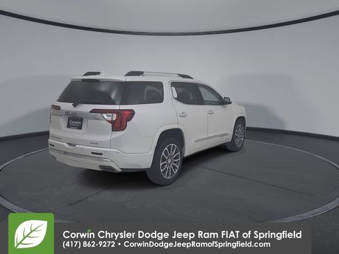 Used 2023 GMC Acadia Denali image 14